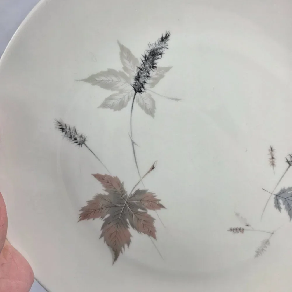 FOUR Royal Doulton Tumbling Leaves Dinner Plates Gray & Pink Leaves